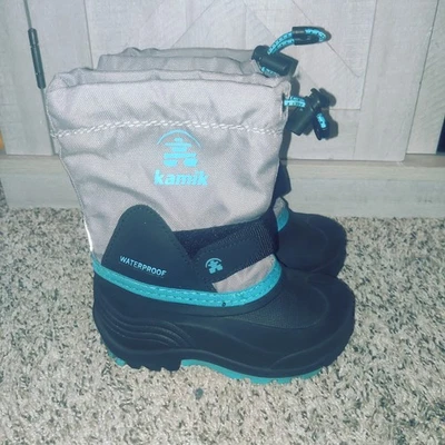 Botas de invierno Kamik Waterbug 5 para niños impermeables aisladas talla 8 Foto 1 de 4