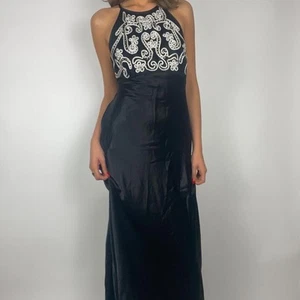 Vintage 90s Glam Black Satin Open Back Gown w/ Silver Beaded Embroidery - Imagen 1 de 5
