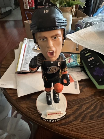 #1 2016 Ryan Getzlaf Bobblehead SGA Anaheim Ducks Bobble Head NIB NHL!  Awesome Cover