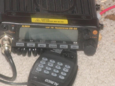 Transceptor móvil Alinco DR-06T 6m 50W FM Foto 1 de 3