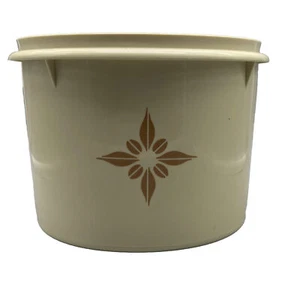 Almond Container #264-18 No lid Tupperware 6” Diameter 5” tall - Picture 1 of 7