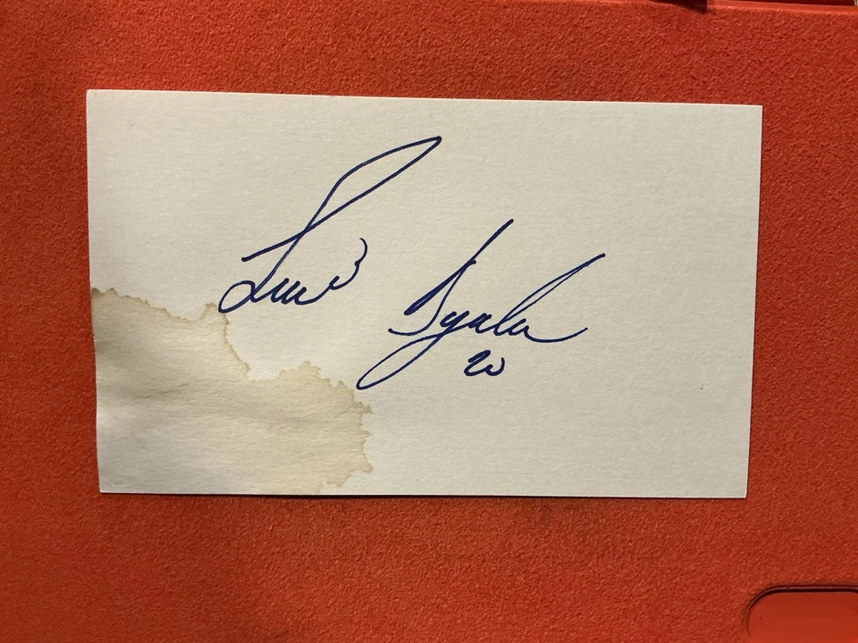 LUIS AYALA 🔥Montreal Expos🔥Very Rare 🔥Autograph Signed 3x5🔥🔥🔥🔥🔥🔥🔥 - Image 1 of 1
