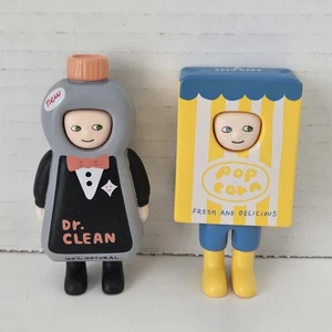 XINGHUI x CBB Convenience Store Series Caja Ciega DR. CLEAN & POPCORN Figura Vinilo - Imagen 1 de 8