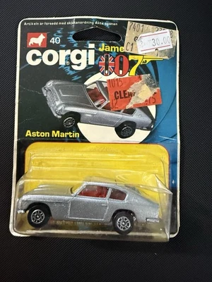 1979 CORGI #40 ASTON MARTIN DIE-CAST 1:64 IN PACKAGE JAMES BOND 007 - Image 1 of 2