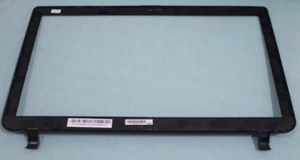 Genuine TOSHIBA Satellite C55D-B5160 C55-B Laptop LCD DISPLAY Bezel Frame - Picture 1 of 2