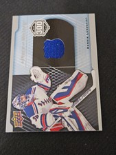 2015-16 UPPER DECK UD HENRIK LUNDQVIST A PIECE OF HISTORY JERSEY 300 WIN CLUB