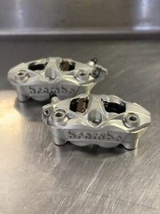 11-21 SUZUKI GSXR 600 750 RIGHT LEFT FRONT BRAKE CALIPER SET PAIR CALIPERS #75 - Picture 1 of 4
