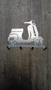 Schlüsselbrett Schlüsselhaken Edelstahl MOTORROLLER SCOOTER Vespa ähnlich Neu - Bild 1 von 1
