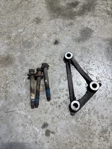 Jeep Cherokee XJ 84-01 Power Steering Gear Box Mount Bolts Spacer Plate (TW95) - Picture 1 of 3