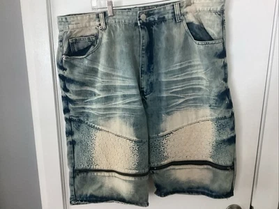 lion dynasty shorts 44 slim  - Image 1 of 4