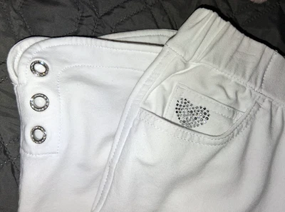 Quacker Factory Dream Jeannes White Stretch Waist Slim Leg Ankle Pants Grommets - Image 1 of 4