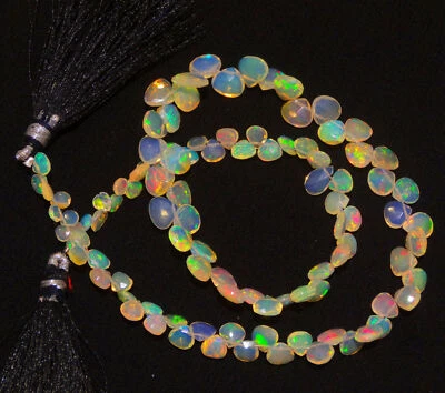 Natural Ethiopian Fire Opal Gem 4 to 8mm Size Faceted Heart Shape Briolette 14" - Image 1 of 4