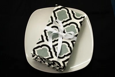 New! Set of 4 Curtis Cool Gray Ogee Print Napkins 18" x 18" 100% Cotton - Image 1 of 3