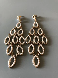 Vintage Ohrringe goldfarben und weiß baumelnd - Bild 1 von 4