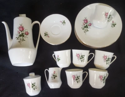 Hutschenreuther Arzberg rote Rose Wildrose Kaffeeservice 6 Personen - Bild 1 von 4