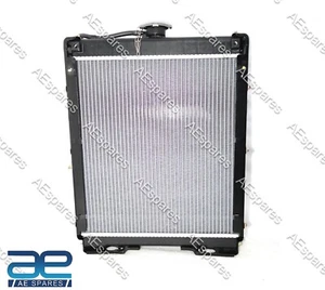 Radiador OEM 006005541B92 E006003176B91 apto para tractor Mahindra AE - Imagen 1 de 10