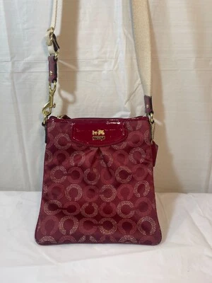 蔻驰麦迪逊斜挎包秋千包 — 第 1/4 张图片