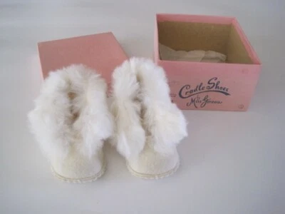 Zapatos de cuna de Miss Gereau lana imitación piel mocasines zapatos de bebé blancos años 70 Foto 1 de 4