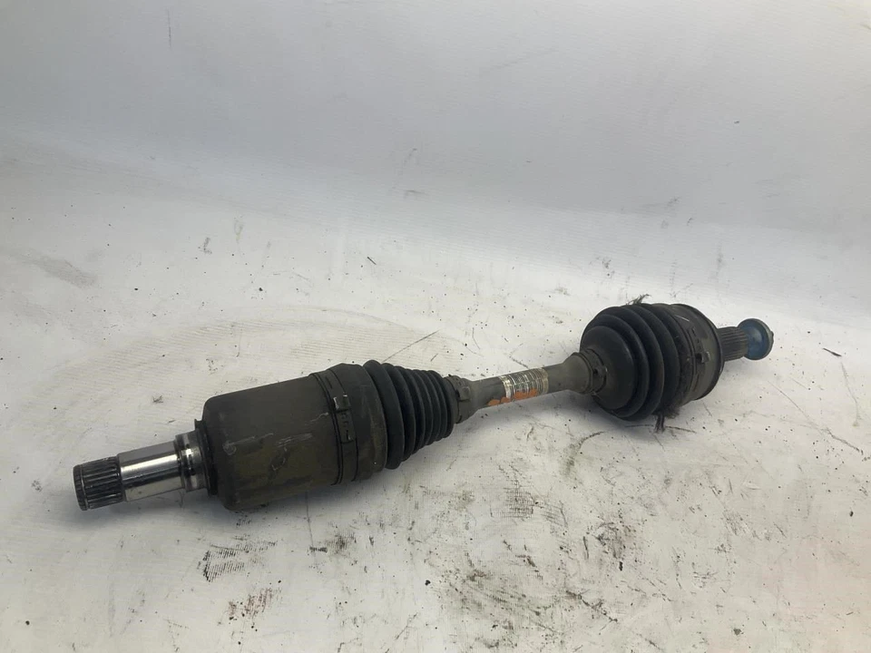 08-14 Mercedes-Benz C300 3,5 L AT AWD eje delantero derecho P Foto 1 de 4