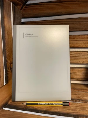 Remarkable 2 tavolette di carta da 10,3 pollici, penna STAEDTLER  - Immagine 1 di 2