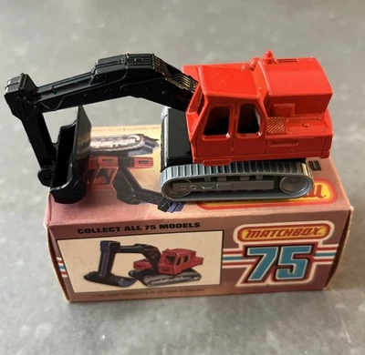 Matchbox Lesney Superfast 32 Atlas Excavator in original box - Image 1 of 2