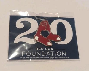 Boston Red Sox Foundation Heart Pin Pinback Button Fenway Park - Picture 1 of 2