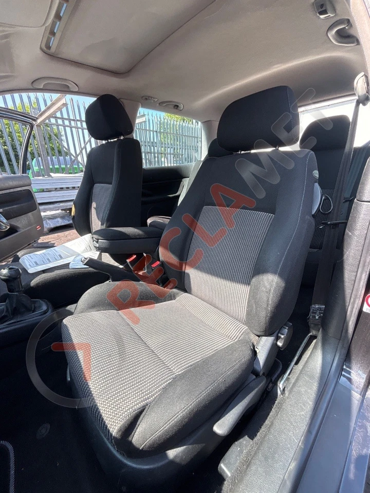 VOLKSWAGEN GOLF GTI MK4 1997-2006 2.0 Petrol Passenger N/S Front Seat - Image 1 of 4