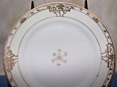 Plato de postre o ensalada vintage Nippon pintado a mano con adornos dorados - 6” ¡ENVÍO GRATUITO! Foto 1 de 4