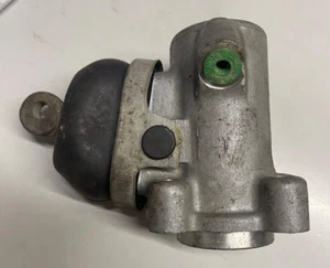 AUSTIN MORRIS WFK 60 600 WF 3 TON.1962 -1969 REAR BRAKE WHEEL CYLINDER - Picture 1 of 4