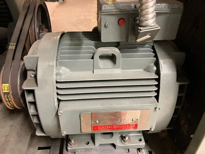 General Electric GE 7.5HP 1750 RPM 208-230 / 460V - 3 phase Motor (5k213al2719y) - Image 1 of 2