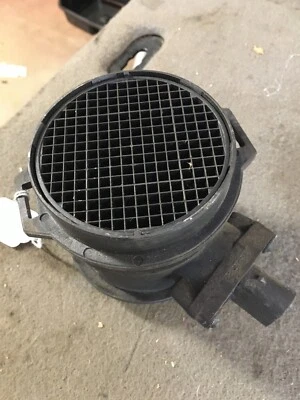 Unidad medidora sensor de flujo de aire másico 99 Mercedes-Benz ML430 MAF Foto 1 de 4