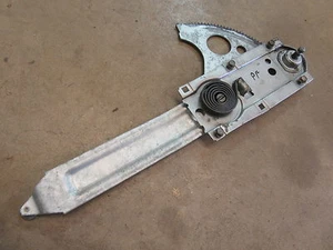 1970-1972 Chevrolet Chevelle 2 door hardtop window regulator crank manual PF - Picture 1 of 2