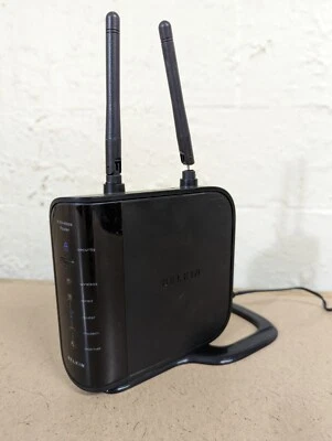 BELKIN F5D8236-4v3 N Wireless 4-Port Router w/ Power Supply Bundle - Image 1 of 4