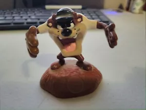Vintage Warner Brothers Taz Tazmanian Devil Baseball PVC Figure - Picture 1 of 1