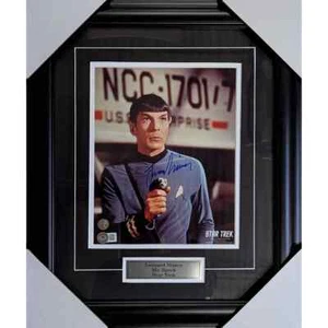 Leonard Nimoy (deceased) Framed Autographed "Star Trek" 8X10 Photo - Bild 1 von 1