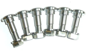 KIT 6 DADI E BULLONI PIGNONE TITANIO TRIUMPH DAYTONA 955i 2000-2005 senza ruggine - Foto 1 di 11
