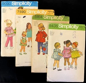 Set 4 Mädchen Gr. 2 Kleid Bloomers Kittel Hose Einfachheit Nähen Muster kariert - Bild 1 von 5