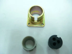 Souriau 19101503 3pin Flange/panel mount connector NEW - Picture 1 of 1