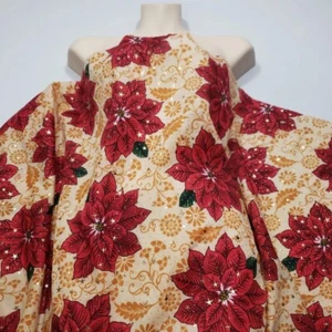 Flores de pascua rojas, follaje, estrellas y puntos metálicos dorados Navidad polialgodón tejido - Imagen 1 de 9