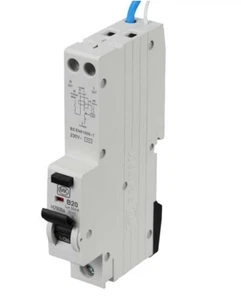 VAT INC - MK Sentry H7935S 20A Single Pole B Curve 6kA 30mA RCBO (7) - Picture 1 of 3