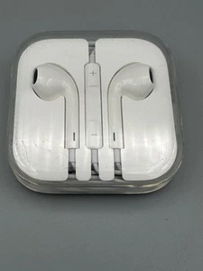 NEW Apple iPhone EarPods 3.5mm Jack Wired Earbuds Earphones Headphones - Picture 1 of 2