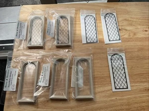 Dolls House - Job Lot x5 Stone Glass Mullion Windows With Leading For Glass - Picture 1 of 3