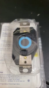 Salida de receptáculo de bloqueo Leviton L11-30 NEMA L11-30R 30A 250V 3Ø a granel 2670-065 - Imagen 1 de 5
