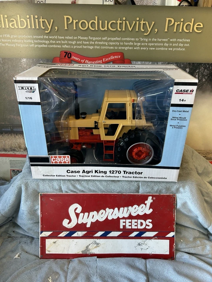 Ertl Case Agri King 1270 1/16 Diecast Collectible - Image 1 of 4