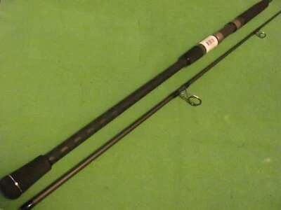 Okuma Rockaway 8' 0" caña de surf giratoria de acción media rápida de 2 piezas. Foto 1 de 4