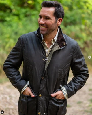 Chaqueta de cera Barbour HEREFORD en oliva rústico precio de venta sugerido por el fabricante $495 sofisticación resistente Foto 1 de 4