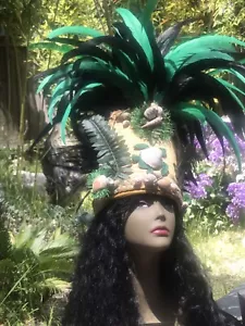NEW 4/2024 Handmade Feathered Tahitian Dance Head Piece. Beautiful Green & Black - Picture 1 of 7