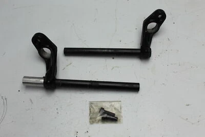 1983 SUZUKI GS750ES GS750 (#390) LEFT RIGHT HANDLEBAR - Image 1 of 4