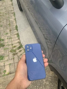 iPhone 12 (256GB)-fully Unlock-Very Good Conditions - Afbeelding 1 van 10
