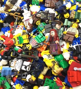 LEGO LOTE A GRANEL 20 MINIFIGURAS GENTE AL AZAR CIUDAD Y MÁS + ACCESORIOS GRATIS SH - Imagen 1 de 5
